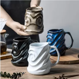 Embossed Face Shape Large-Capacity Ceramic Coffee Mug