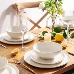 Elevate Your Dining Experience with Handcrafted Porcelain Plates and Bowls Sets with Wavy Edge from China