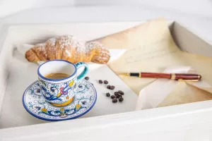 Ceramic Espresso Hand Painted Cup with Saucer Wholesale in China – Elegance and Tradition Combined